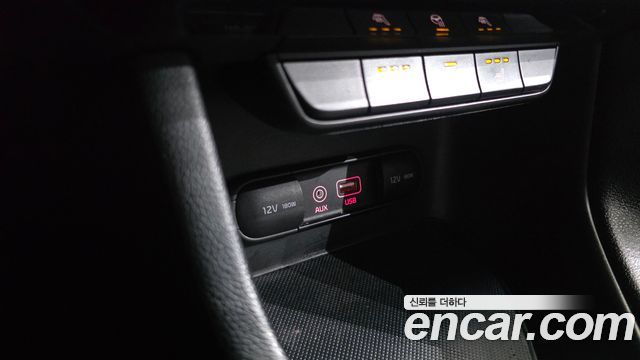 Kia Sportage 2017 — photo 33