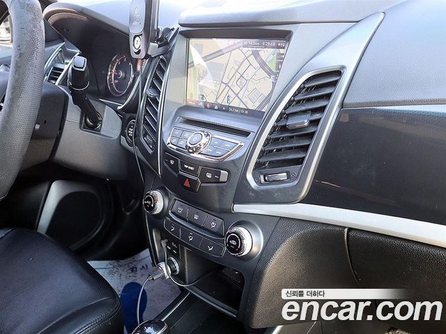 KG Mobility Rexton 2019 — photo 20