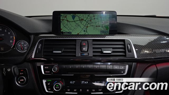 BMW M4 2016 — photo 12