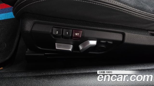 BMW M4 2016 — photo 17