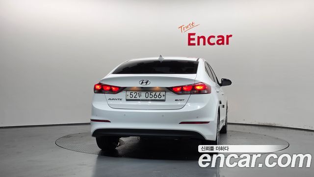 Hyundai AVANTE 2016 — photo 4