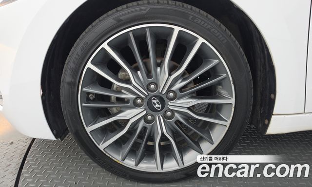 Hyundai AVANTE 2016 — photo 5