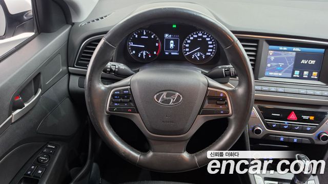 Hyundai AVANTE 2016 — photo 20
