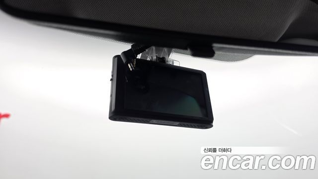 Hyundai AVANTE 2016 — photo 26