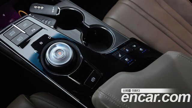 Kia K8 2023 — photo 12