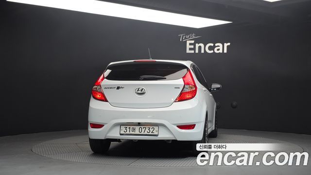 Hyundai Accent 2017 — photo 4