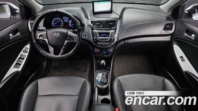 Hyundai Accent 2017 — photo 10