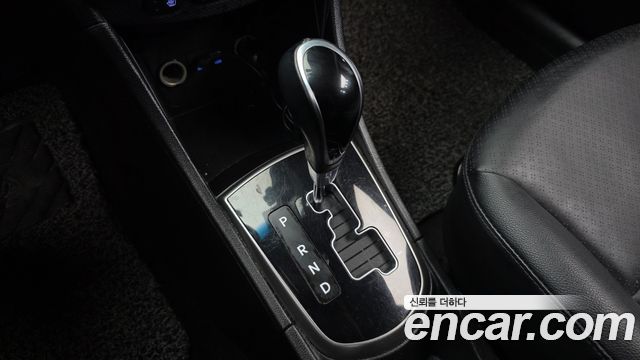 Hyundai Accent 2017 — photo 12