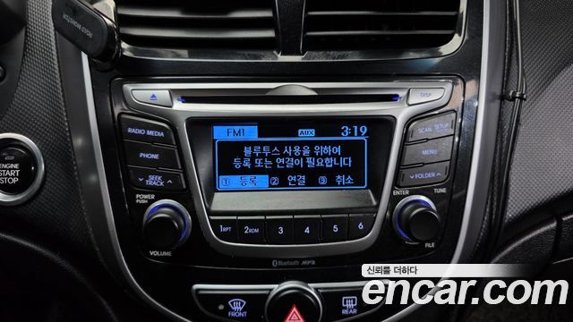 Hyundai Accent 2017 — photo 21