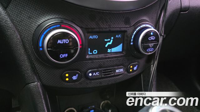 Hyundai Accent 2017 — photo 22