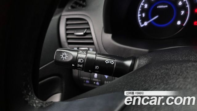 Hyundai Accent 2017 — photo 23