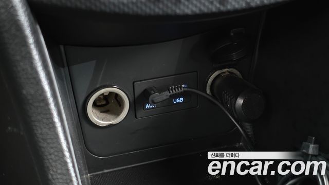 Hyundai Accent 2017 — photo 28