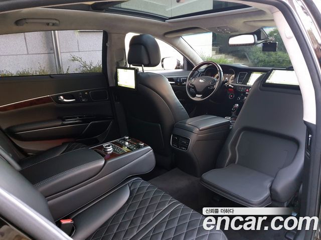 Kia K9 2018 — photo 1