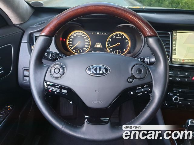 Kia K9 2018 — photo 8