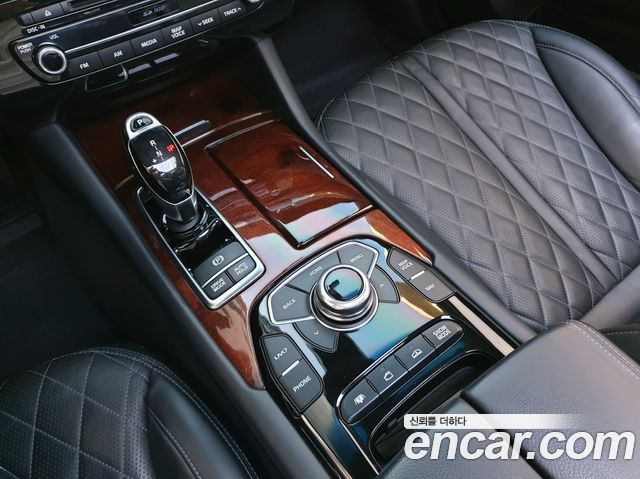 Kia K9 2018 — photo 9