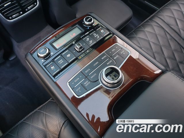 Kia K9 2018 — photo 19