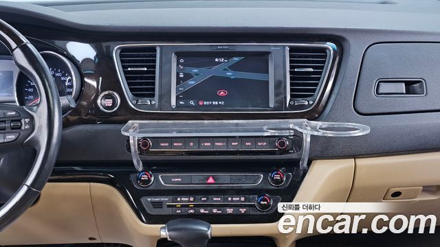 Kia Canival 2019 — photo 20