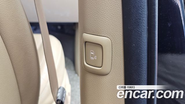 Kia Canival 2019 — photo 25