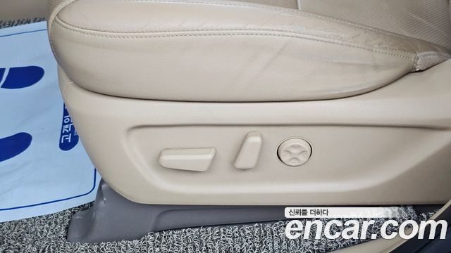 Kia Canival 2019 — photo 16