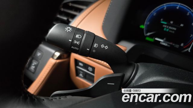 Toyota Alphard 2024 — photo 23