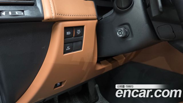 Toyota Alphard 2024 — photo 27