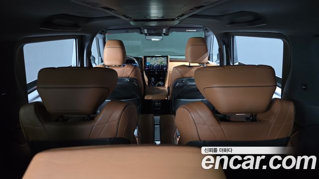 Toyota Alphard 2024 — photo 33