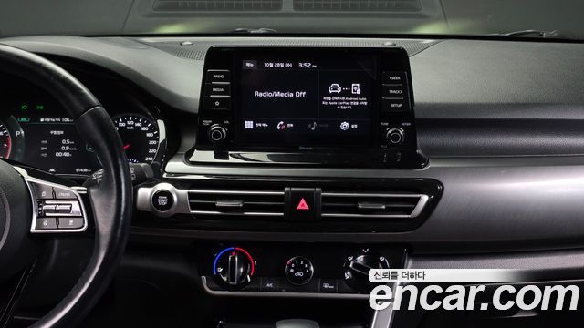 Kia Seltos 2023 — photo 14