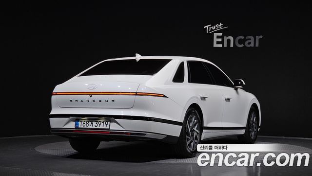 Hyundai Grandeur 2023 — photo 2