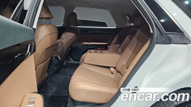 Hyundai Grandeur 2023 — photo 17