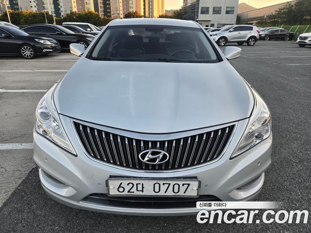 Hyundai Grandeur 2014 — photo 1