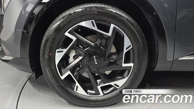 Kia Sportage 2023 — photo 5