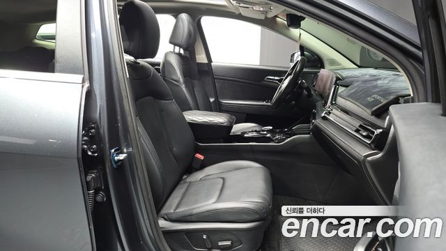 Kia Sportage 2023 — photo 11