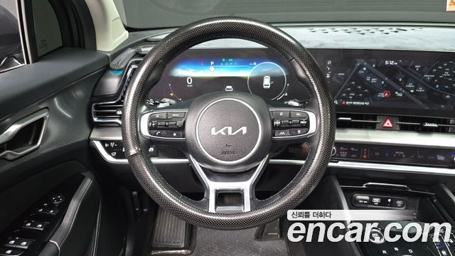 Kia Sportage 2023 — photo 13