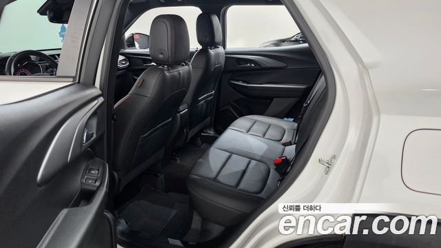 Chevrolet Korea Trailblazer 2021 — photo 17