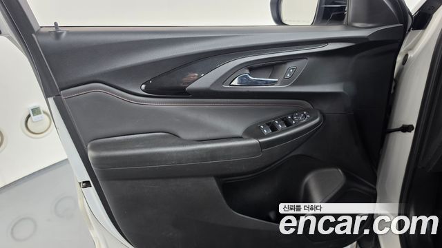 Chevrolet Korea Trailblazer 2021 — photo 14