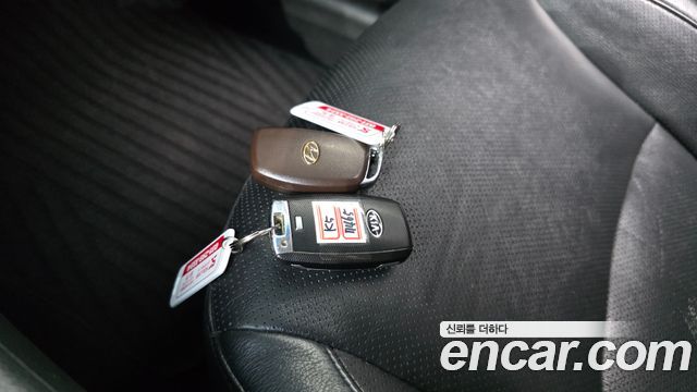 Kia K5 2014 — photo 22