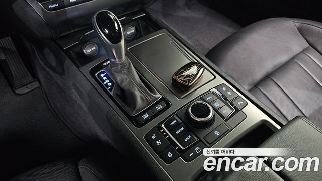 Hyundai Genesis 2015 — photo 9