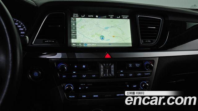 Hyundai Genesis 2015 — photo 15