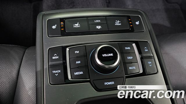 Hyundai Genesis 2015 — photo 19
