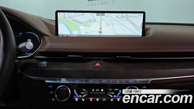 Genesis G80 2022 — photo 19