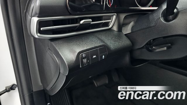 Hyundai AVANTE 2021 — photo 22