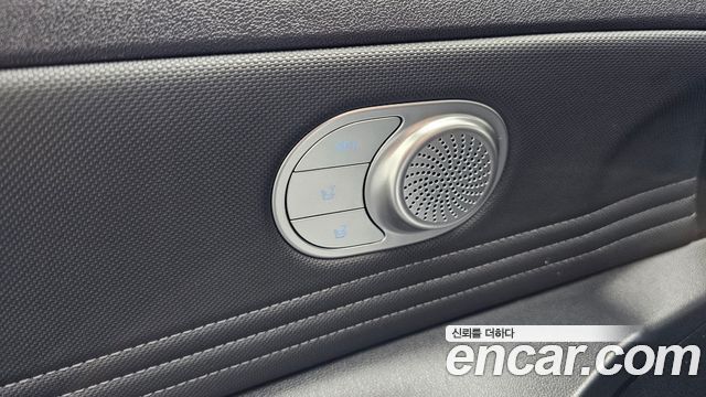 Hyundai AVANTE 2021 — photo 23