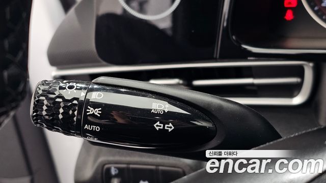 Hyundai AVANTE 2021 — photo 27