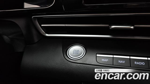 Hyundai AVANTE 2021 — photo 29