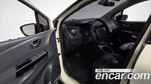 Renault Korea QM3 2015 — photo 10