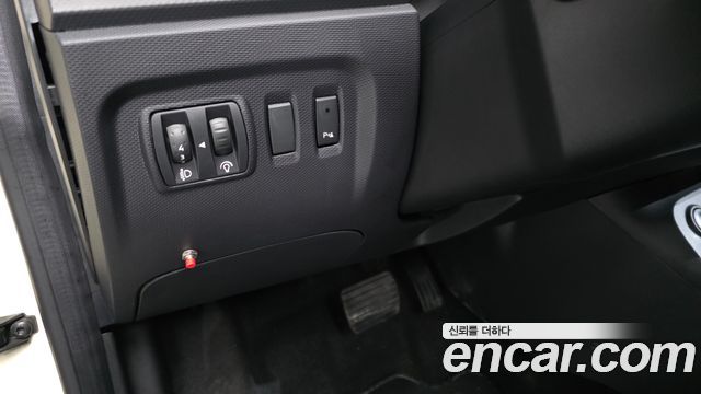 Renault Korea QM3 2015 — photo 14