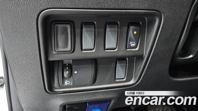 Renault Korea QM6 2024 — photo 28