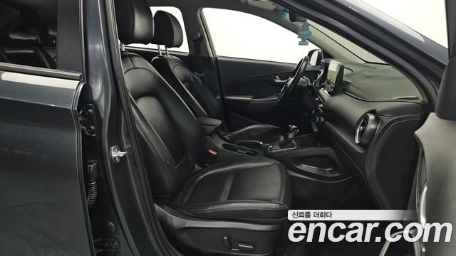 Hyundai Kona 2021 — photo 13