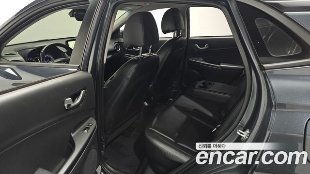 Hyundai Kona 2021 — photo 18