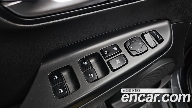 Hyundai Kona 2021 — photo 22